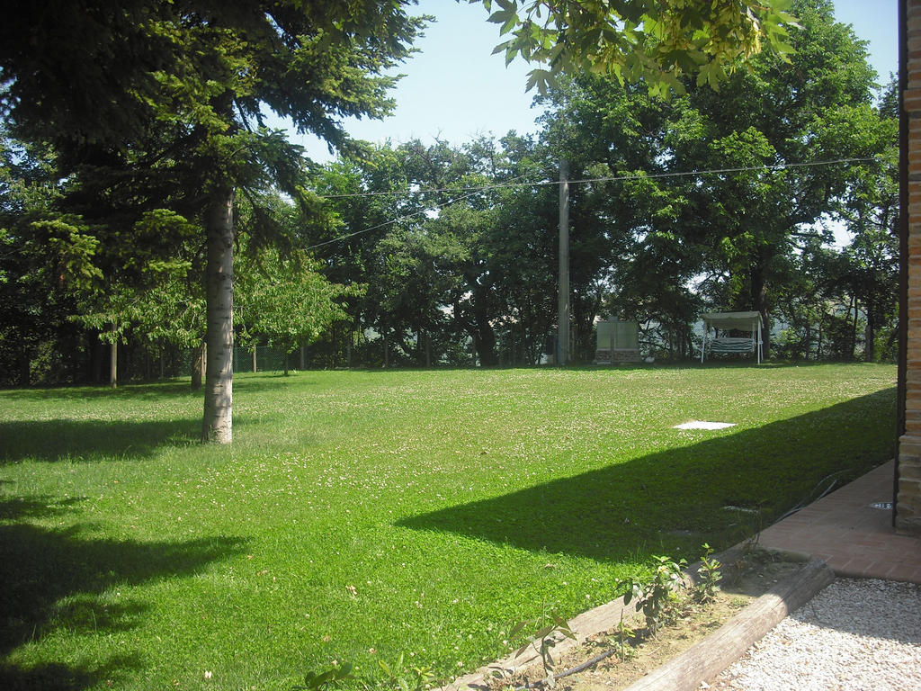 Agriturismo Biologico Villa Rosa Monte Guiduccio Bagian luar foto