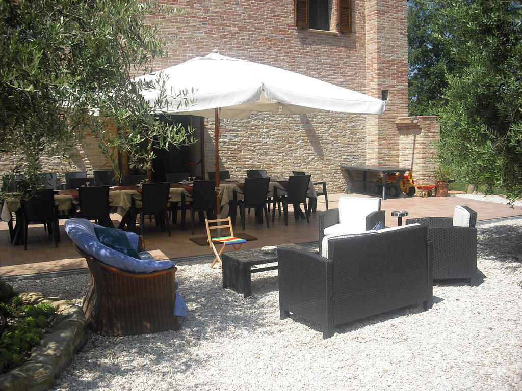 Agriturismo Biologico Villa Rosa Monte Guiduccio Bagian luar foto