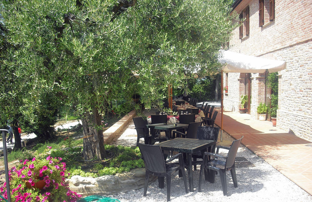 Agriturismo Biologico Villa Rosa Monte Guiduccio Bagian luar foto